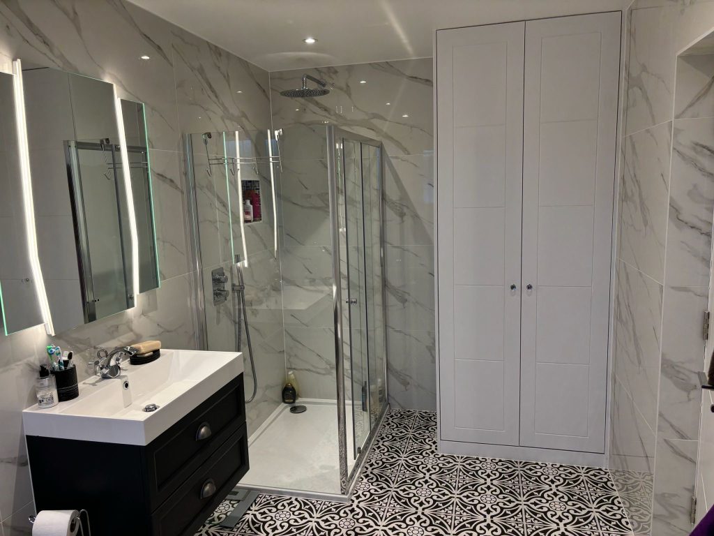 Hinchley Wood - Manor Drive 5